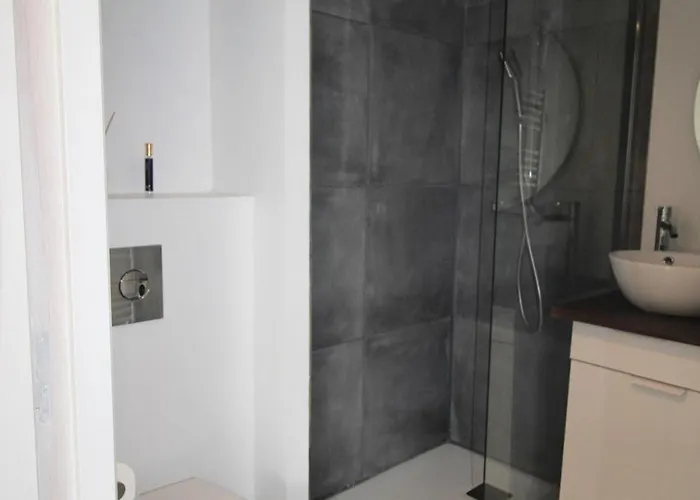 2 Pieces, Calme, Renove, Balcon شقة