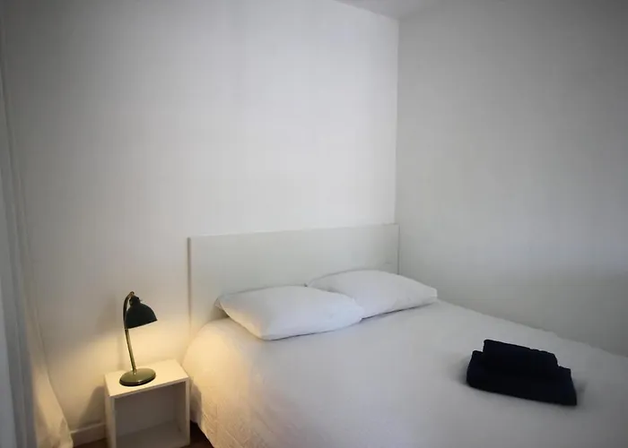 2 Pieces, Calme, Renove, Balcon *