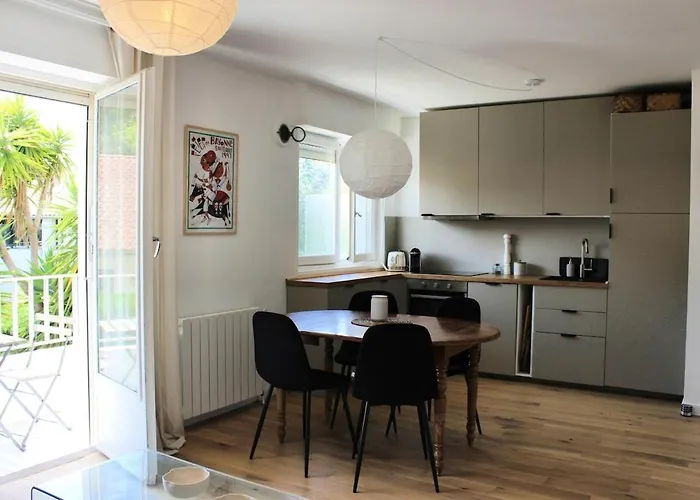 2 Pieces, Calme, Renove, Balcon *